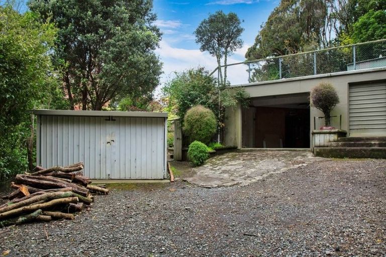 Photo of property in 22c Sequoia Grove, Merrilands, New Plymouth, 4312