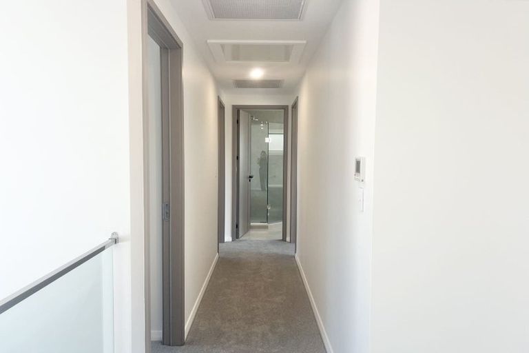 Photo of property in 333a East Coast Road, Mairangi Bay, Auckland, 0630