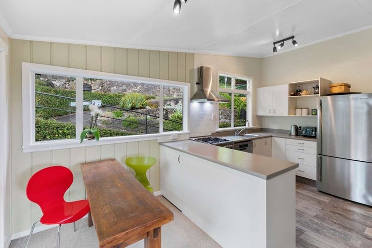 Photo of property in 32 Wairere Road, Bastia Hill, Whanganui, 4500