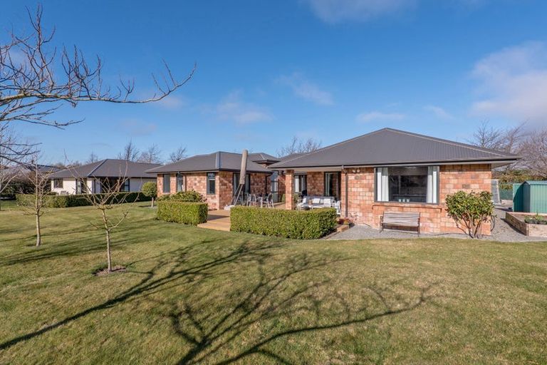 Photo of property in 24 Manor Drive, Rolleston, 7614