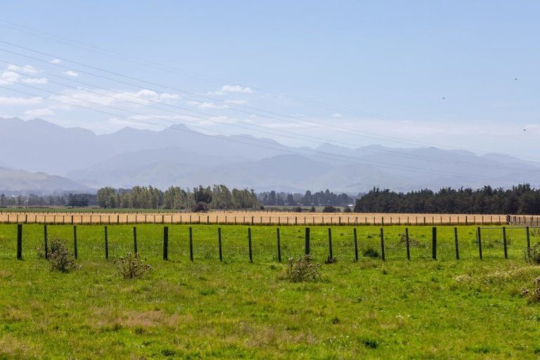 Photo of property in 445 Perrys Road, East Taratahi, Carterton, 5887