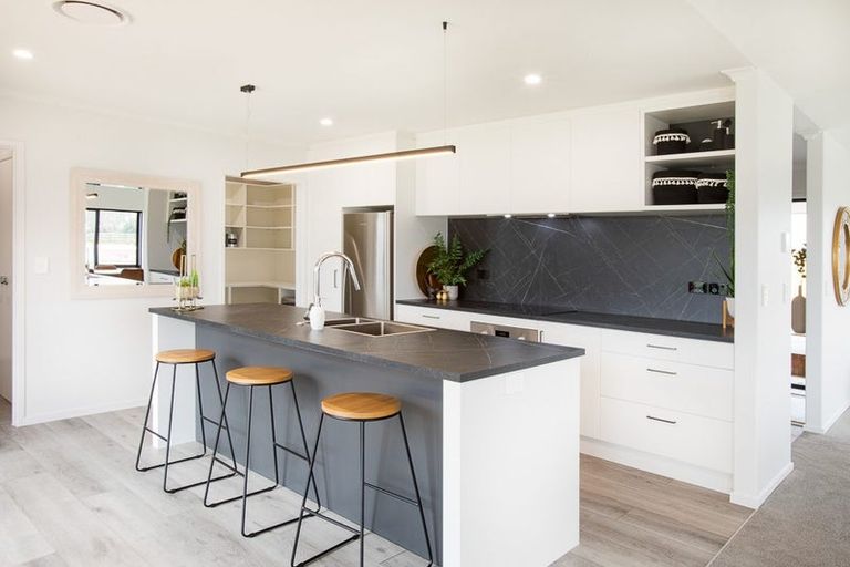 Photo of property in 74 Stace Hopper Drive, One Tree Point, 0118