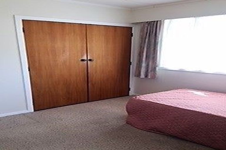 Photo of property in 22 Tweed Road, Papakowhai, Porirua, 5024