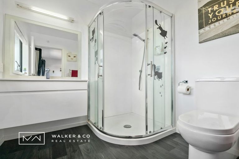 Photo of property in 14 Frankie Stevens Place, Riverstone Terraces, Upper Hutt, 5018