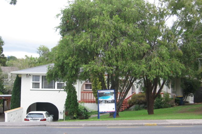 Photo of property in 426 West Coast Road, Glen Eden, Auckland, 0602