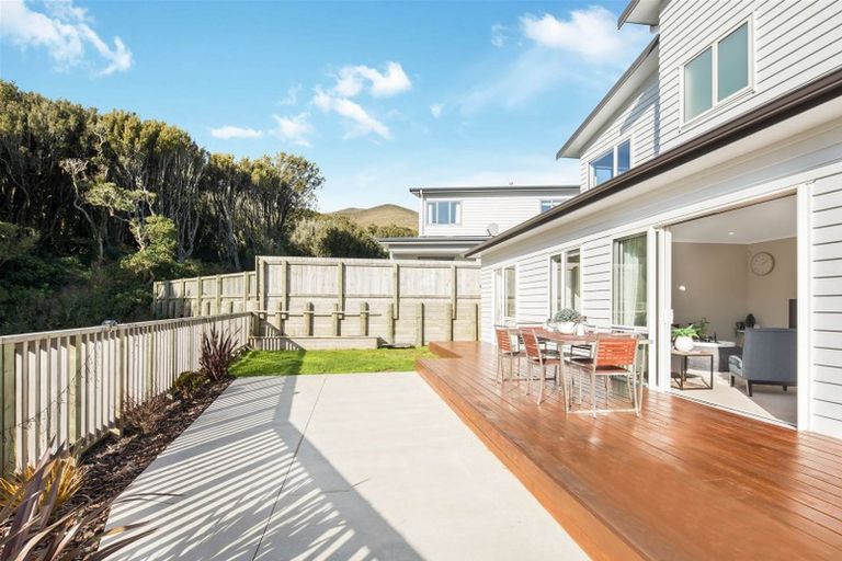Photo of property in 3 Crompton Avenue, Churton Park, Wellington, 6037