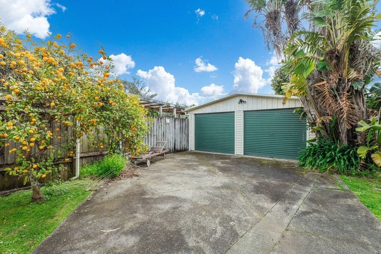 Photo of property in 5 Roseneath Place, Birkdale, Auckland, 0626