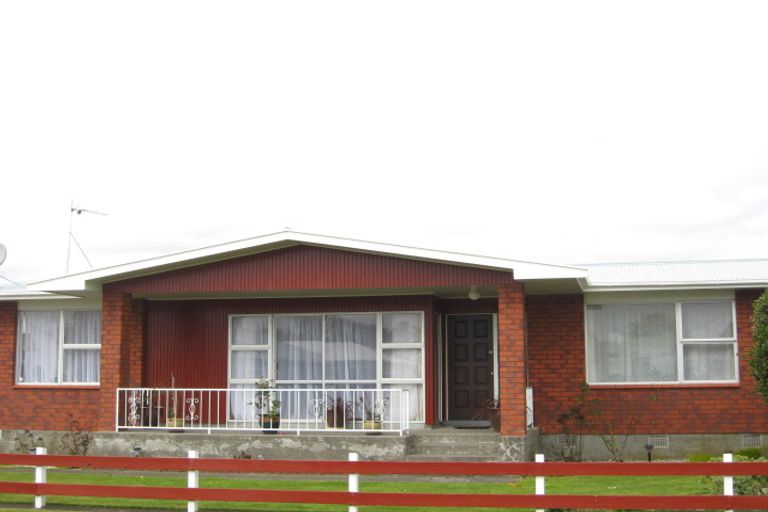 Photo of property in 13 Walsh Road, Westown, New Plymouth, 4310