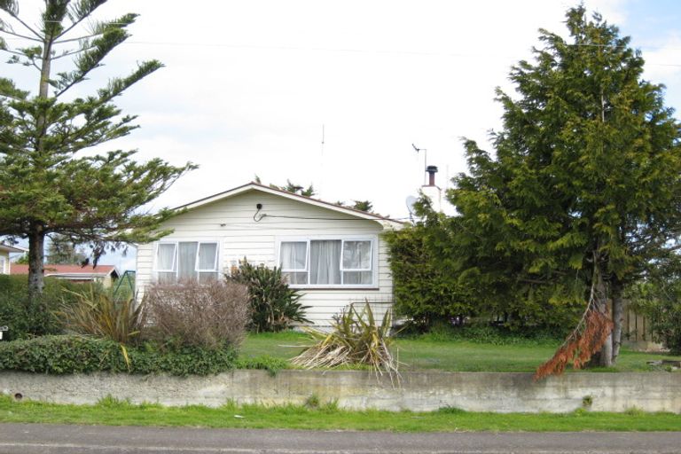Photo of property in 27 Freyberg Terrace, Waipukurau, 4200