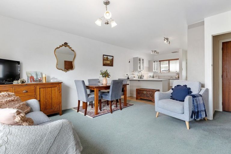 Photo of property in 14b Tainui Street, Frankton, Hamilton, 3204