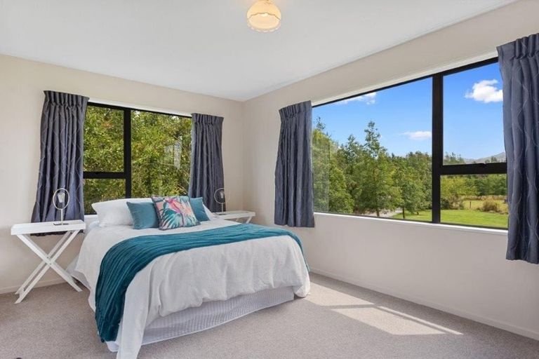 Photo of property in 2 Campbell Lane, Oxford, 7430