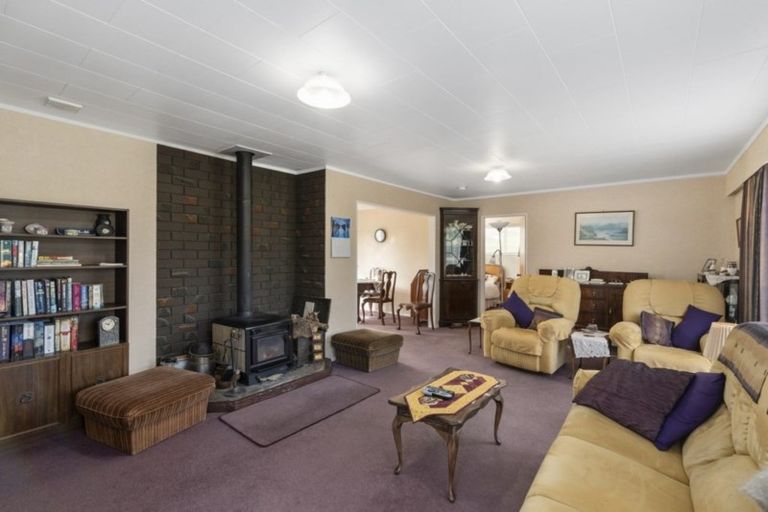 Photo of property in 26 Victoria Terrace, Ohau, Levin, 5570