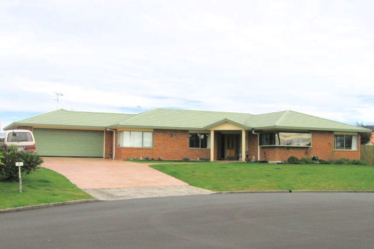 Photo of property in 5 Maahutaupeke Place, St Andrews, Hamilton, 3200