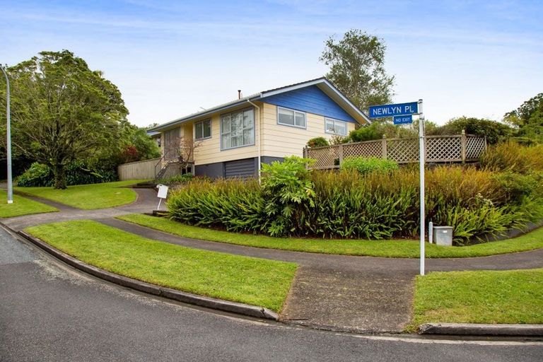 Photo of property in 2 Newlyn Place, Welbourn, New Plymouth, 4312