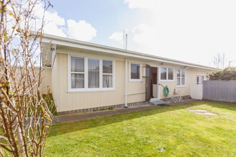 Photo of property in 37 Bristol Street, Tamatea, Napier, 4112