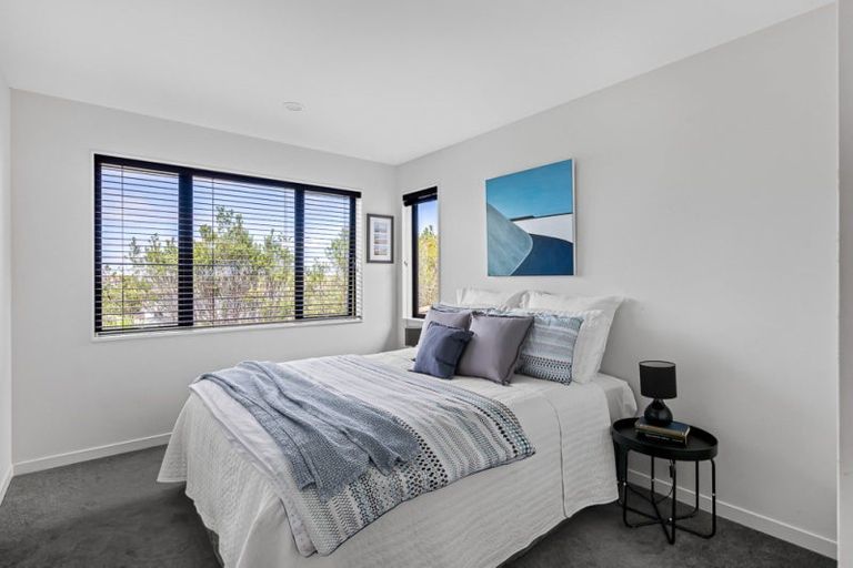 Photo of property in 15 Javelin Close, Gulf Harbour, Whangaparaoa, 0930