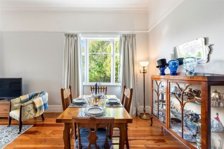 Photo of property in 24 Examiner Street, Nelson, 7010