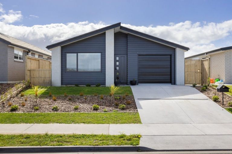 Photo of property in 73 Ridge Drive, Omokoroa, 3114