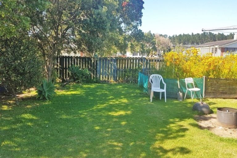 Photo of property in 5 Taotahi Walk, Ruakaka, 0116