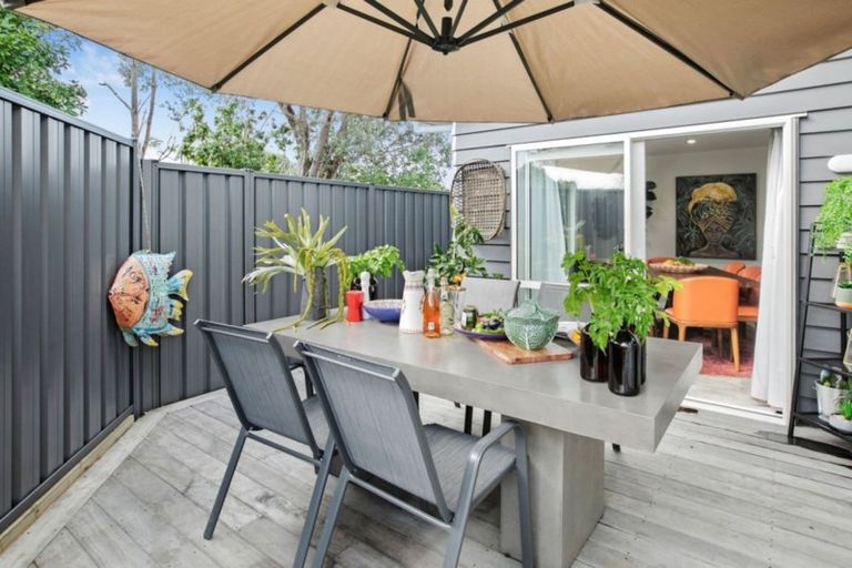 Photo of property in 35 Waione Avenue, Athenree, Waihi Beach, 3177