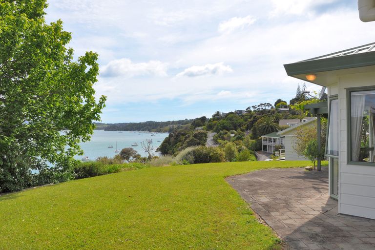 Photo of property in 1216 Sandspit Road, Sandspit, Warkworth, 0982