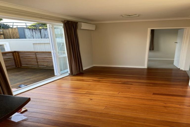 Photo of property in 63 Wallath Road, Westown, New Plymouth, 4310
