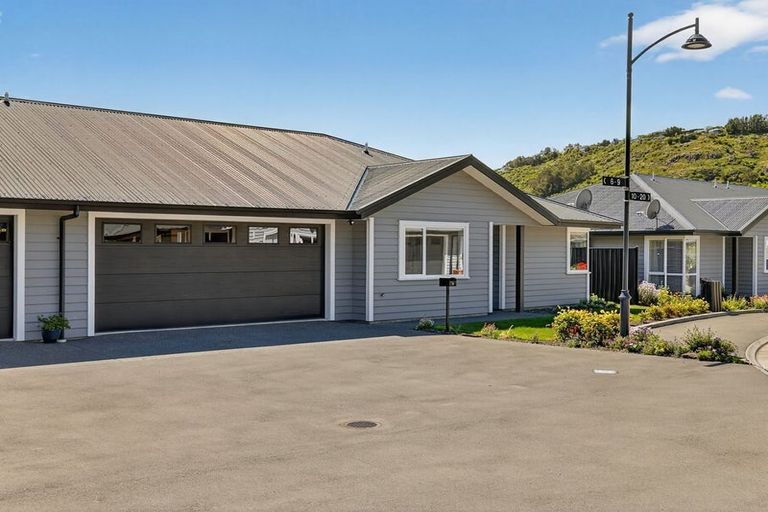 Photo of property in 9/64 Port Hills Road, Heathcote Valley, Christchurch, 8022