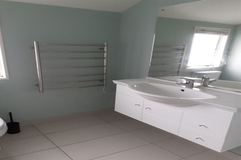 Photo of property in 41 Forest Drive, Parklands, Christchurch, 8083