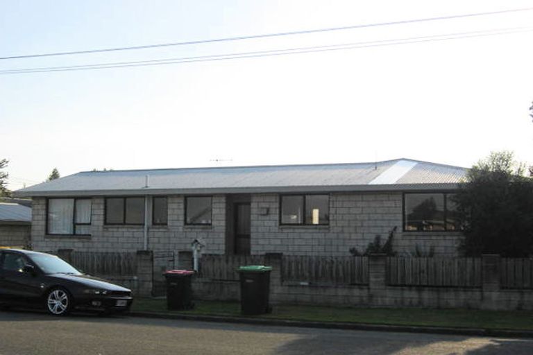 Photo of property in 64 Hornbrook Street North, Temuka, 7920