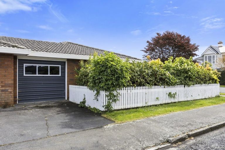 Photo of property in 1 Victoria Street, Mosgiel, 9024