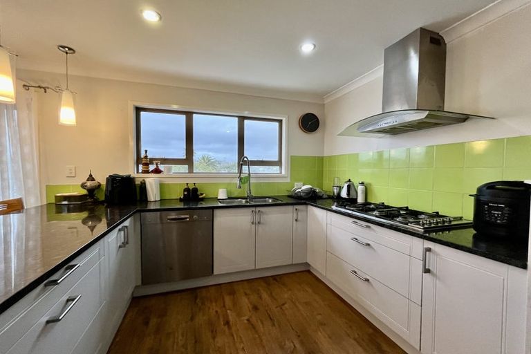 Photo of property in 73 Angelo Avenue, Howick, Auckland, 2014