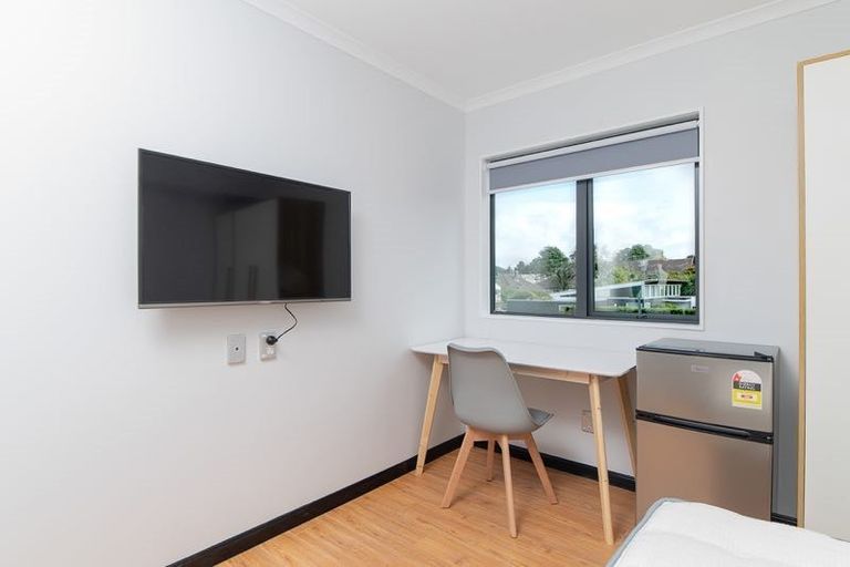 Photo of property in 6 Brookfield Avenue, Onehunga, Auckland, 1061