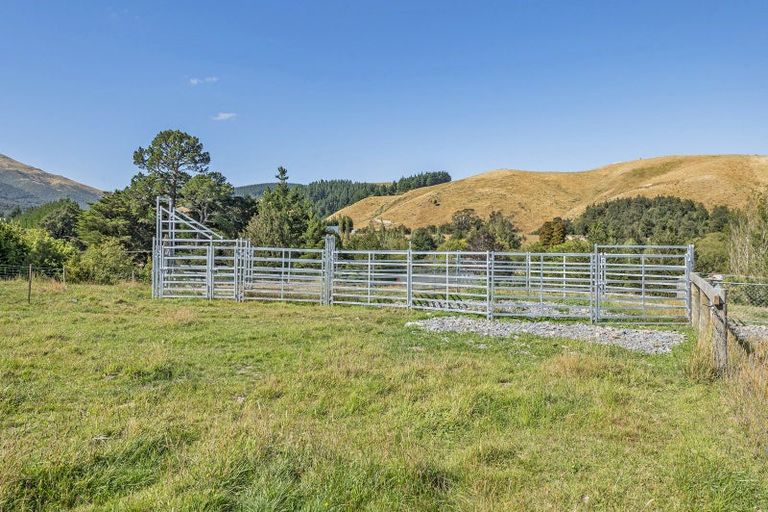 Photo of property in 109 Mountain Road, View Hill, Oxford, 7495