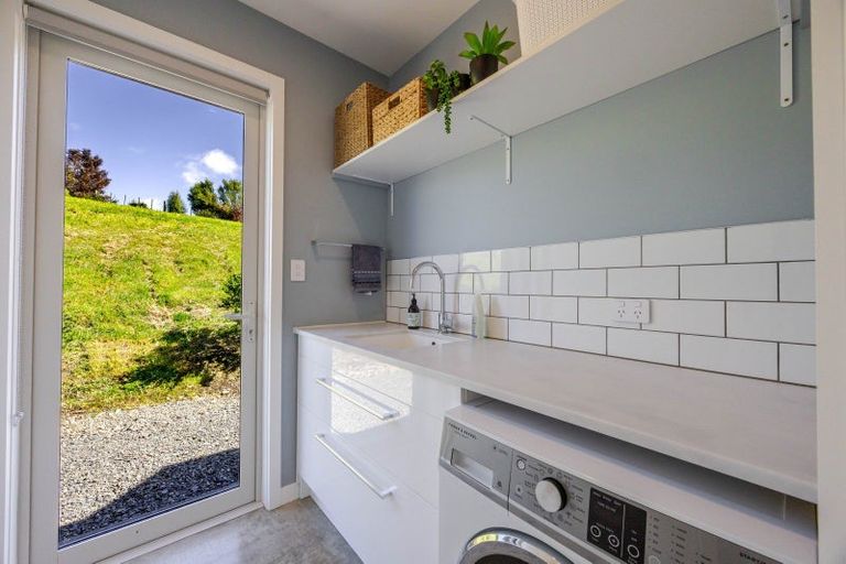 Photo of property in 45 Highlands Drive, Waipawa, 4277