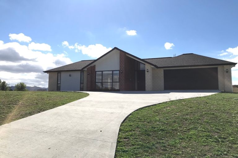 Photo of property in 13 Mclachlan Way, Pokeno, 2471