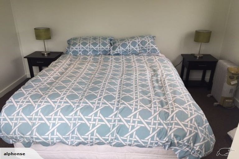 Photo of property in 16 Cathedral Road, Gore Bay, Cheviot, 7383