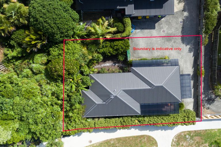 Photo of property in 24 Edgerton Road, Te Atatu Peninsula, Auckland, 0610