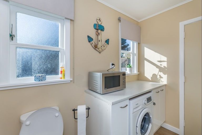 Photo of property in 3/682 Waitarere Beach Road, Waitarere Beach, Levin, 5510