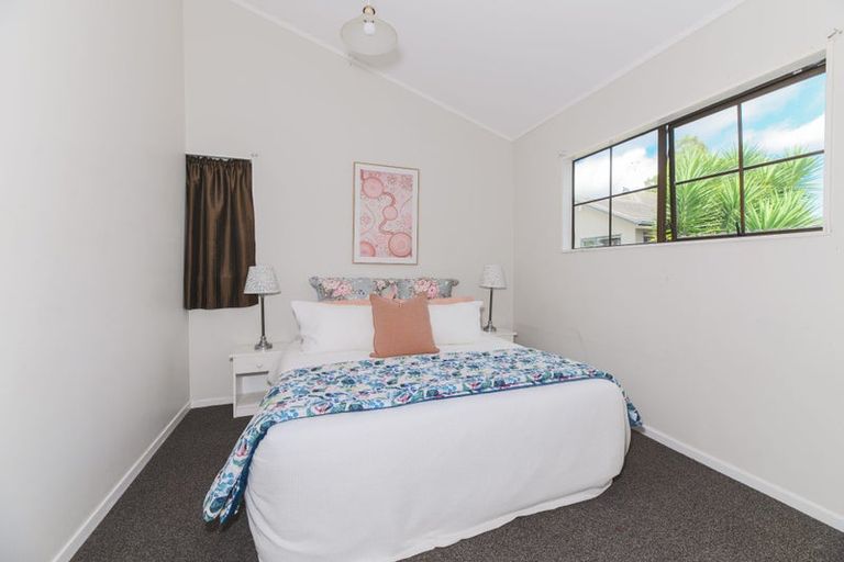 Photo of property in 31 Railway Street West, Papakura, 2110