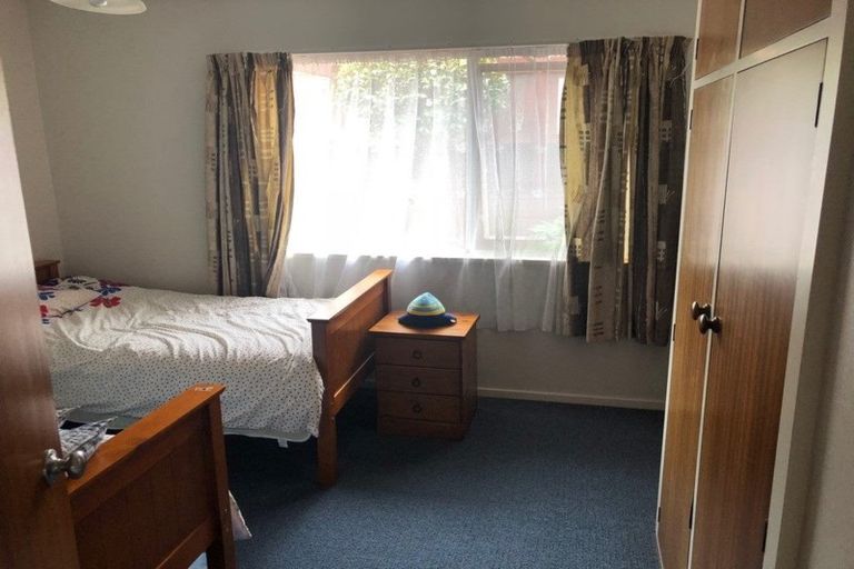 Photo of property in 70 Cutts Road, Russley, Christchurch, 8042