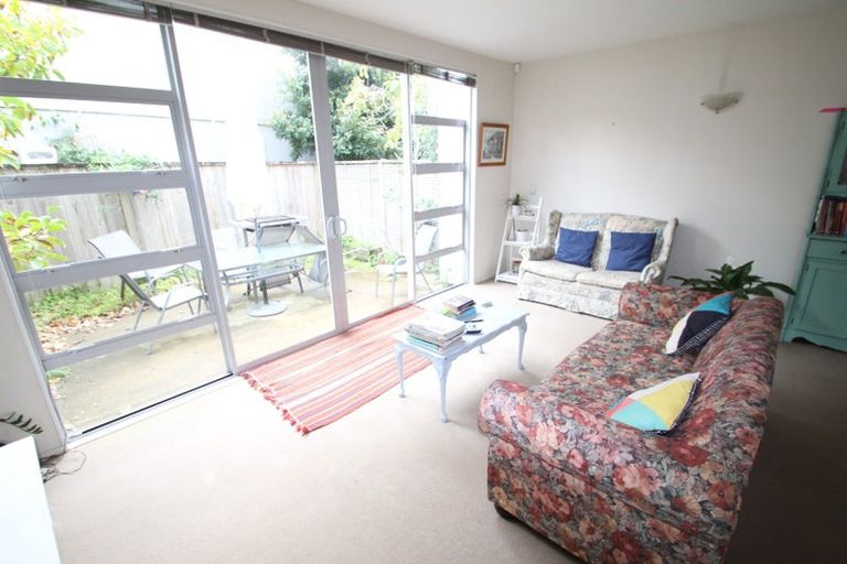 Photo of property in 35g Garnet Road, Westmere, Auckland, 1022