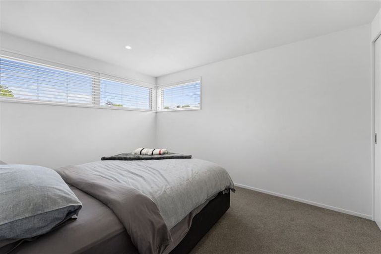 Photo of property in 2 Jacksons Road, Merivale, Christchurch, 8014