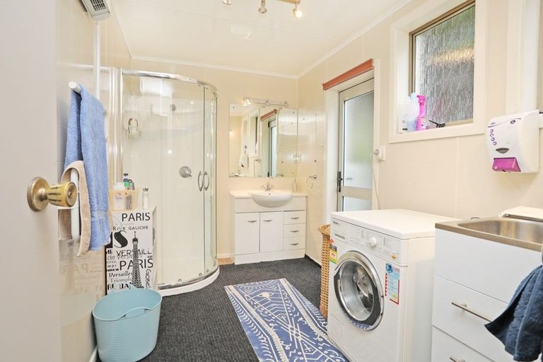 Photo of property in 43 Layard Street, Windsor, Invercargill, 9810