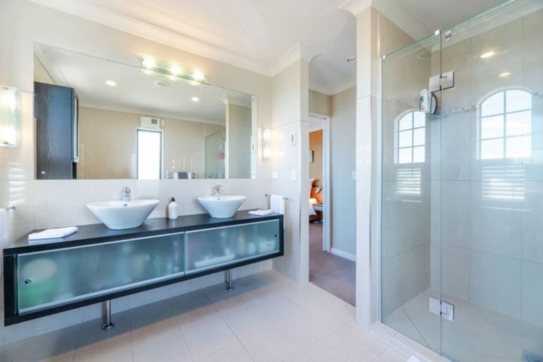 Photo of property in 298 Point Drive, Dannemora, Auckland, 2016