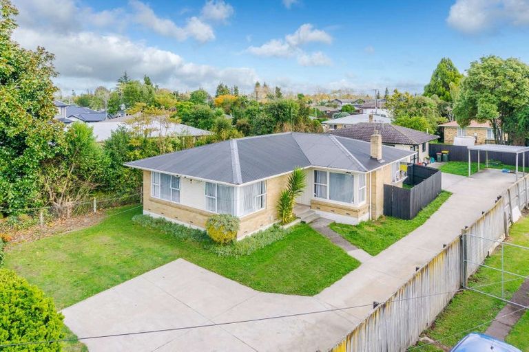 Photo of property in 6 Liston Crescent, Hillcrest, Hamilton, 3216