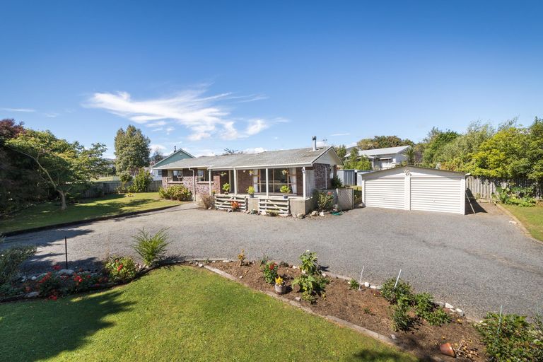 Photo of property in 6-8 East Road, Shannon, 4821