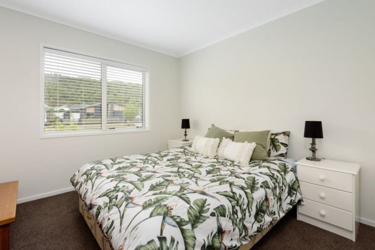 Photo of property in 296 Lakes Boulevard, Pyes Pa, Tauranga, 3112
