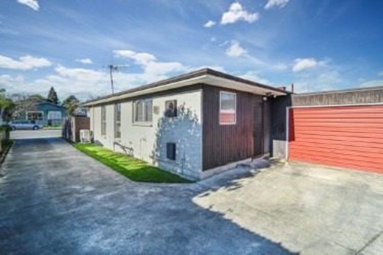 Photo of property in 2/408 Mclean Street, Saint Leonards, Hastings, 4120