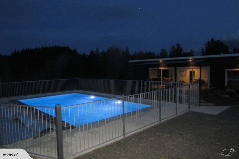 Photo of property in 1374a Moutere Highway, Upper Moutere, 7173