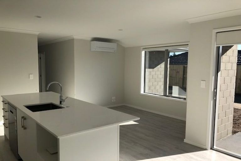 Photo of property in 5 Flounder Drive, Omokoroa, 3114